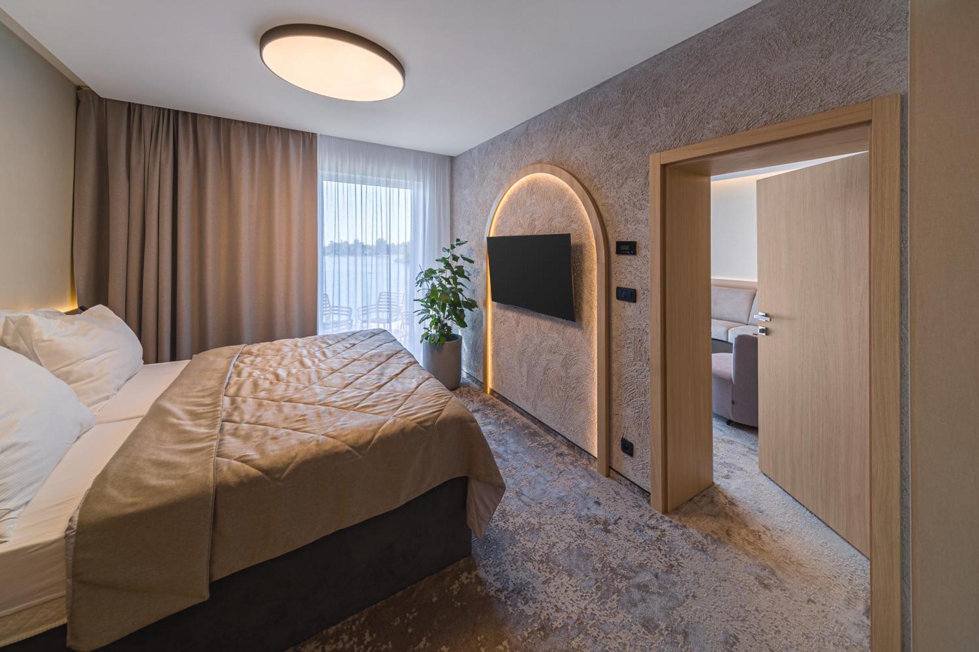 Hotel Senec Aqua Resort - Family Friendly Екстериор снимка